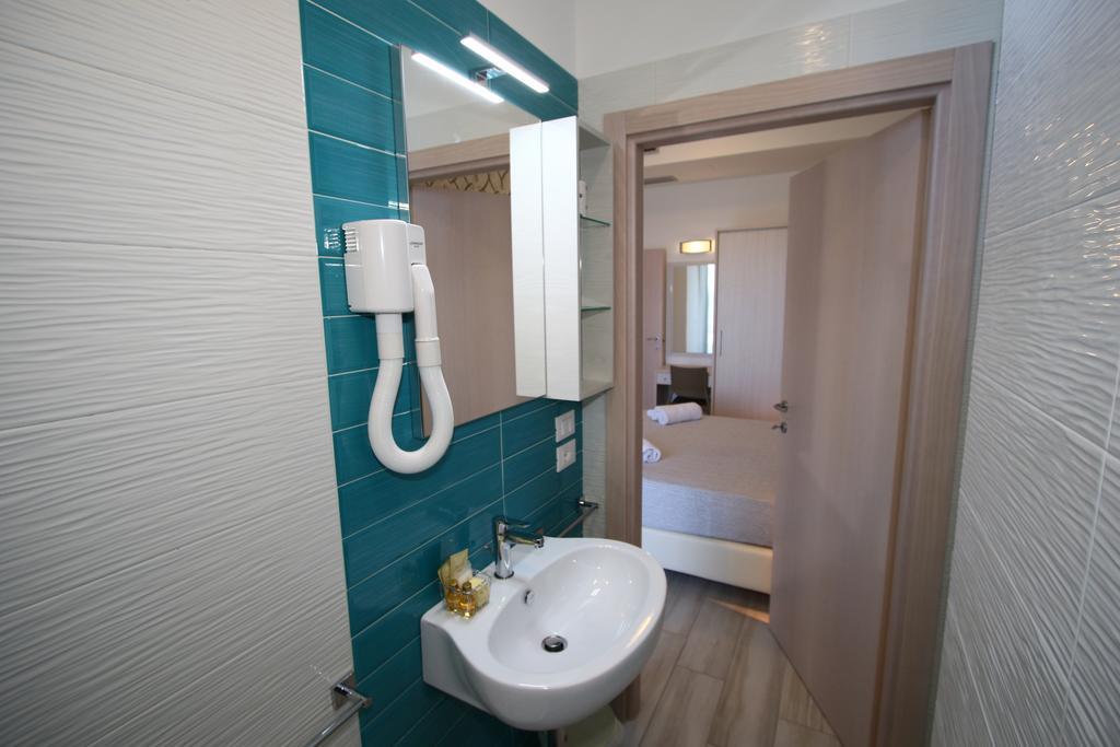Superior One-Bedroom Apartment