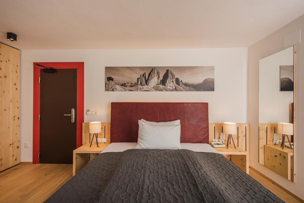 Single Room,411390114:JPEG