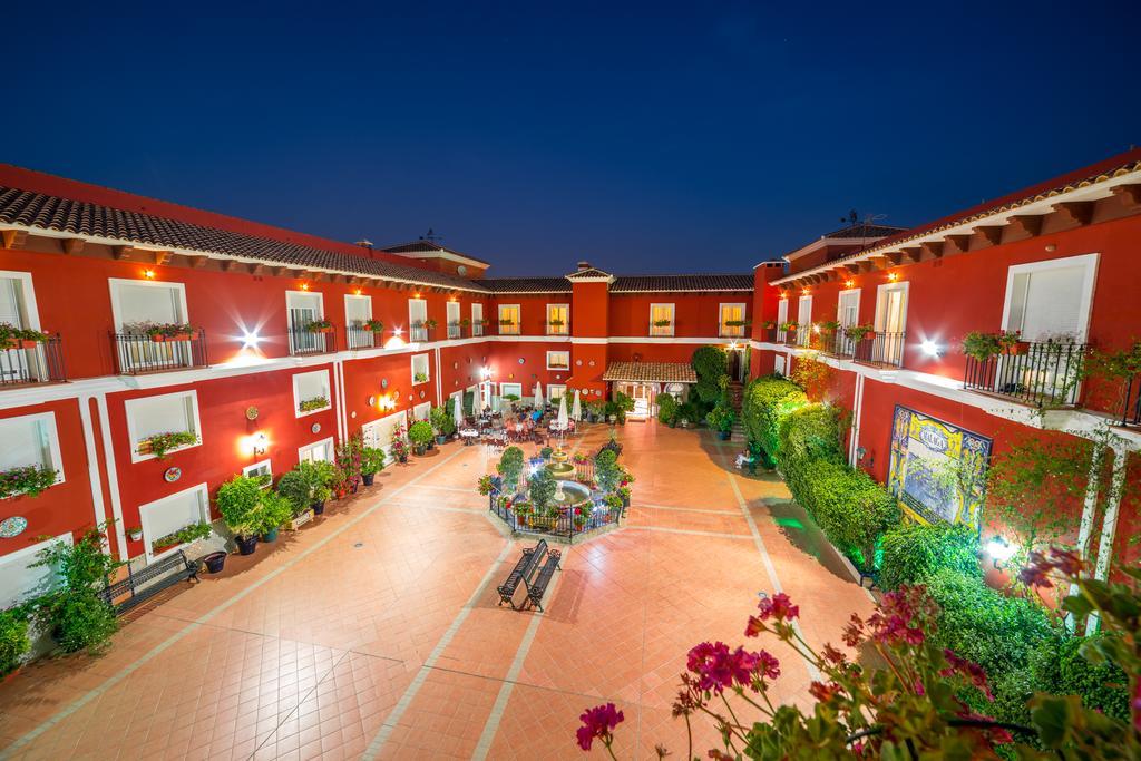 Double or Twin Room,996518941:JPEG