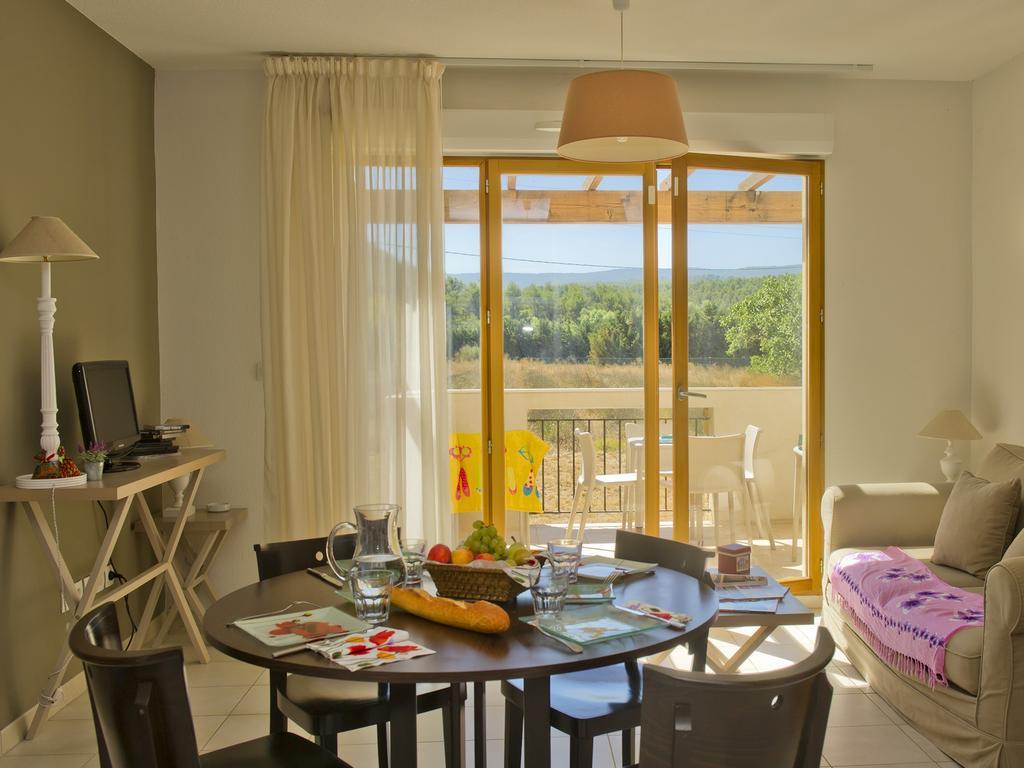 One-Bedroom Apartment,26141252:JPEG