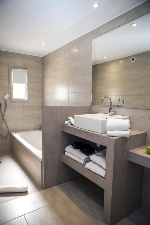 Prestige Double Room Bath Shower,655332687:JPEG