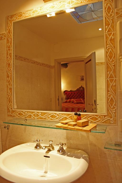 Double Room,1209288892:JPEG