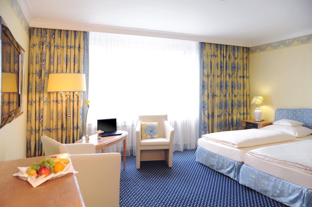 Standard Double Room,1528666765:JPEG