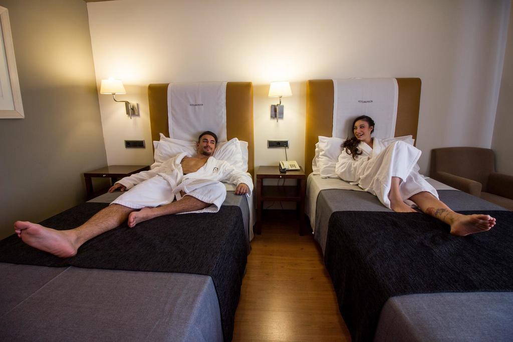 Economy Twin Room,1417615896:JPEG