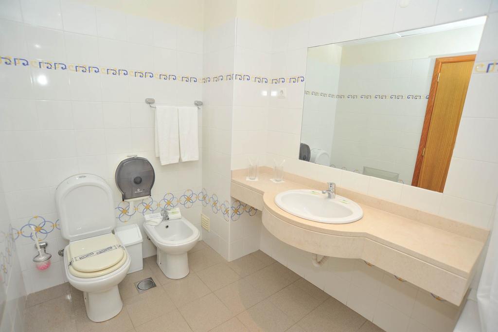 Double or Twin Room,1027331812:JPEG
