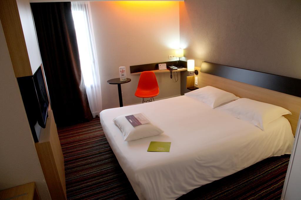 Single Room 1 Double Bed,537292608:JPEG
