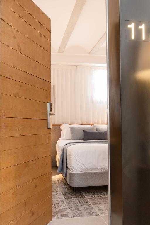 Standard Double Room,1589313373:JPEG