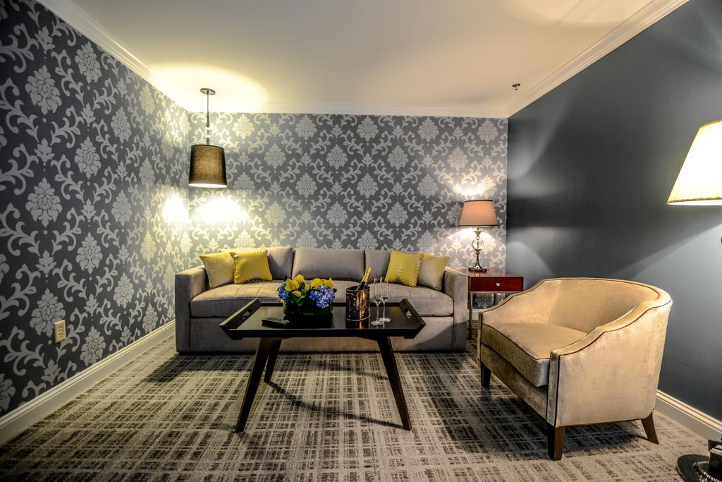 King Suite with Sofa Bed