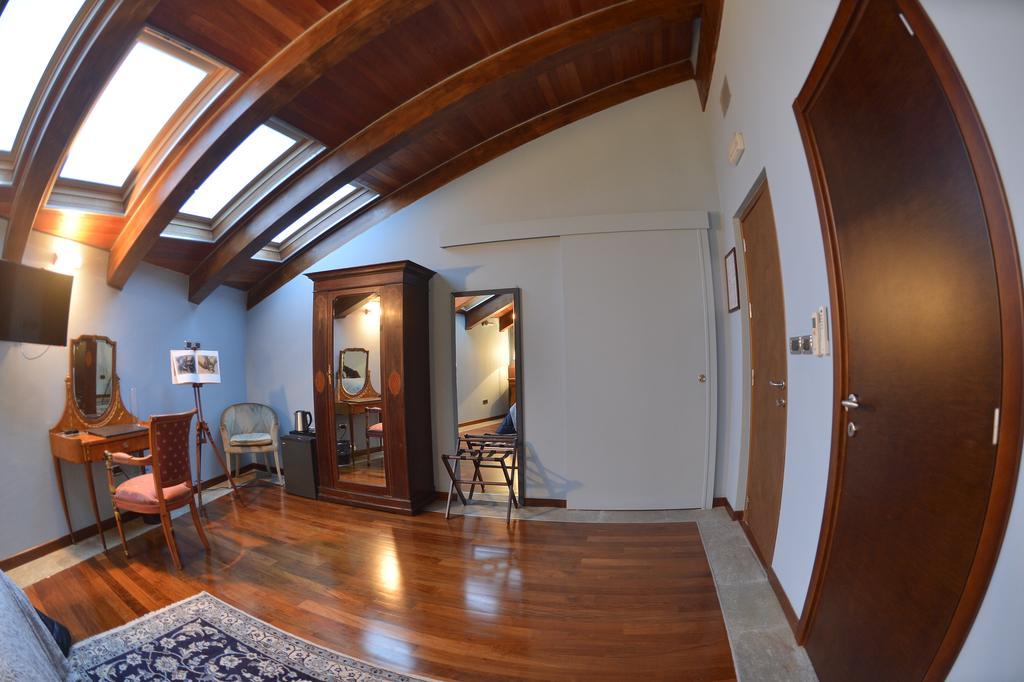 Superior Double Room,1534899931:JPEG