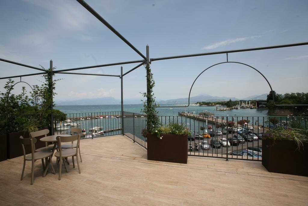 Deluxe Double Room Terrace Lake View