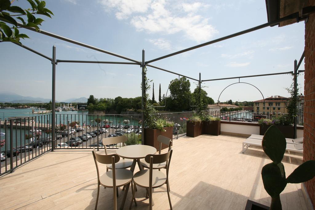 Deluxe Double Room Terrace Lake View
