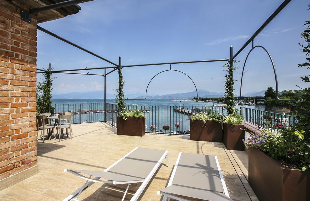 Deluxe Double Room Terrace Lake View