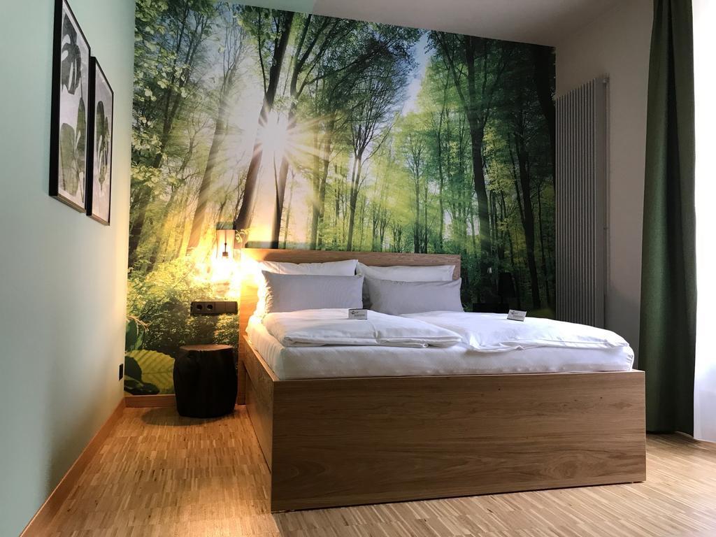 Family Room,422062926:JPEG