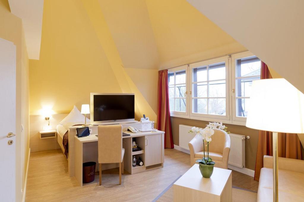 Superior Double Room,1263345118:JPEG