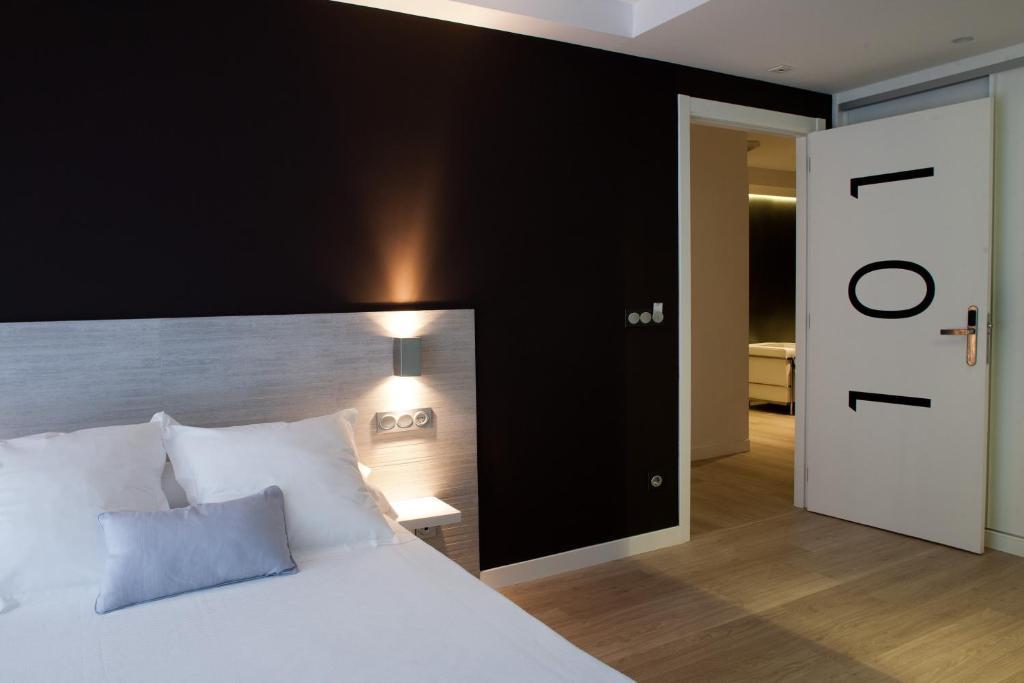 Superior Double Room Balcony No Daily Cleaning