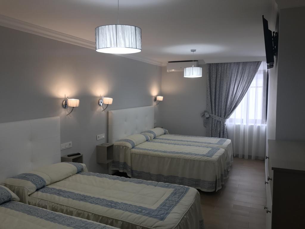 Comfort Quadruple Room,424969659:JPEG