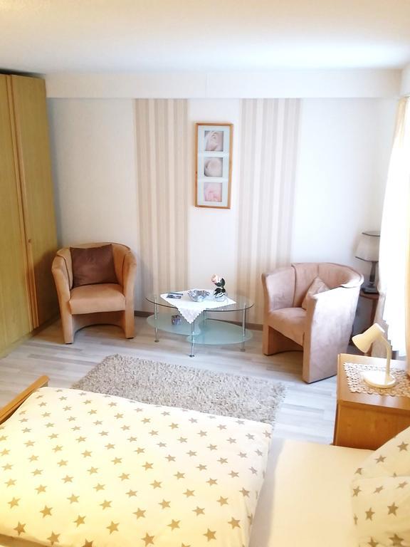 Two-Bedroom Apartment,425066718:JPEG
