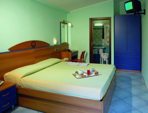 Standard Double or Twin Room,60449128:JPEG