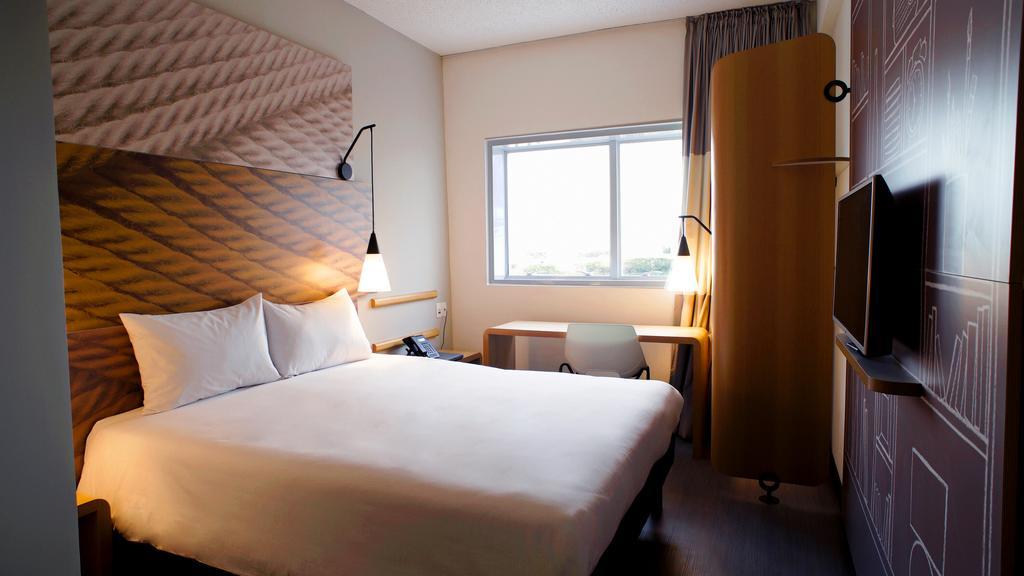 Standard Double Room,437426280:JPEG