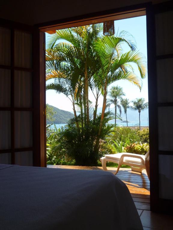 Standard Suite,1603738275:JPEG