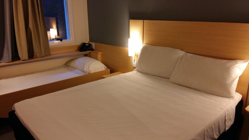 Standard Double Room an Extra Bed children,434625441:JPEG