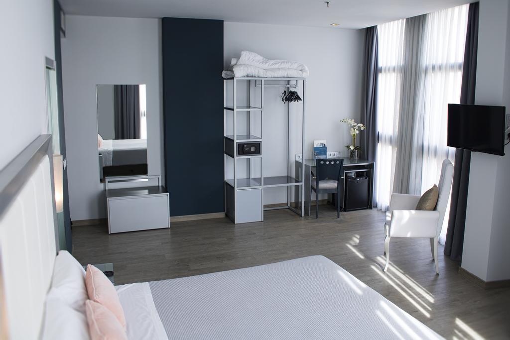 Executive Suite Spa Bath