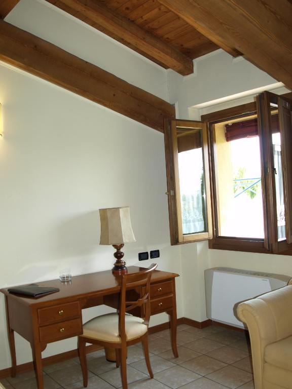 Single Room,43540816:JPEG