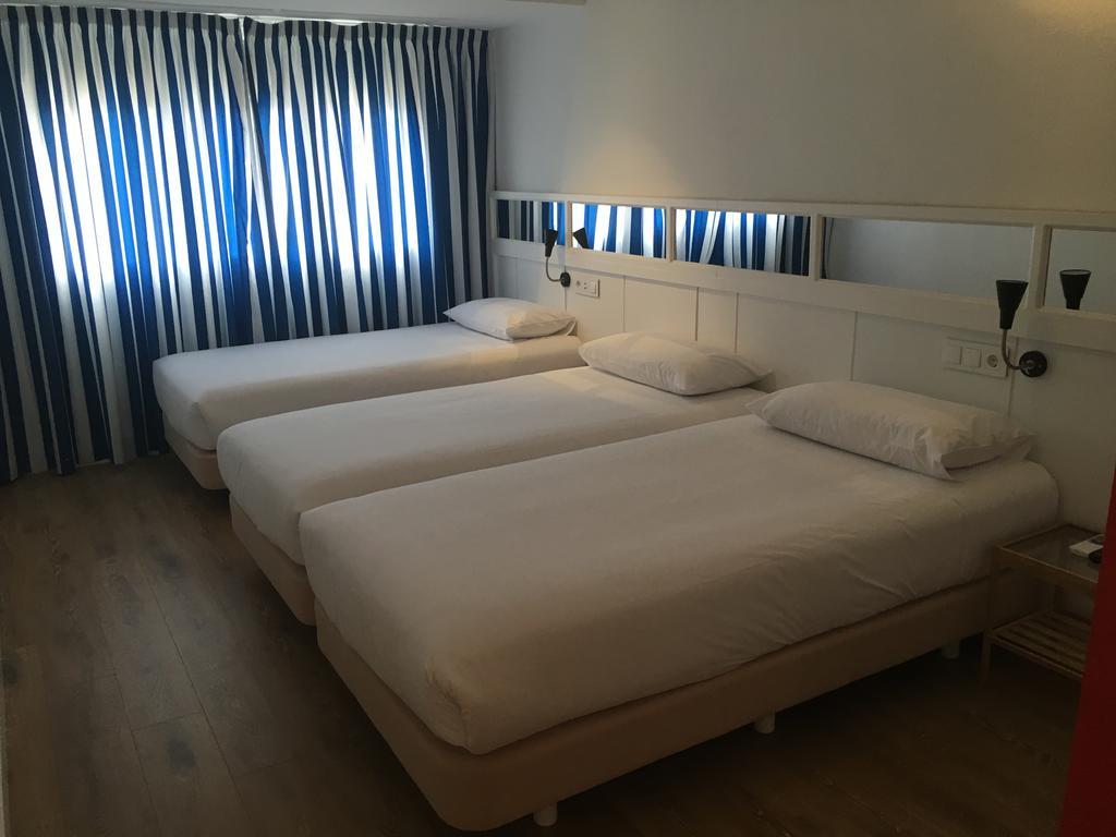 Basic Triple Room