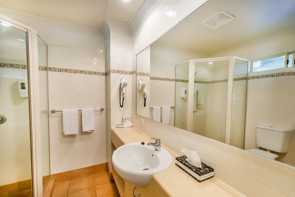 Double or Twin Room Garden View