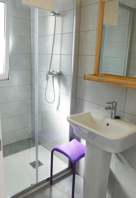 Standard Single Room,778940529:JPEG