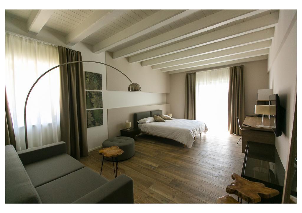 Junior Suite Balcony Lake View