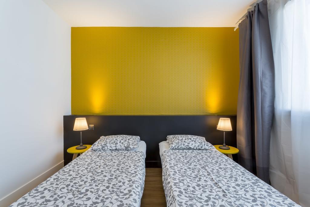 Comfort Triple Room