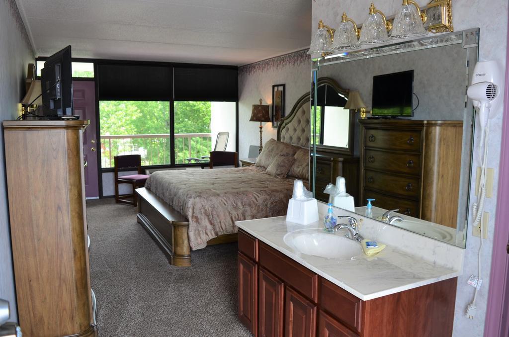 King Room River View
