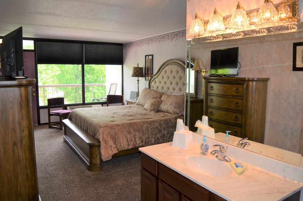 King Room River View