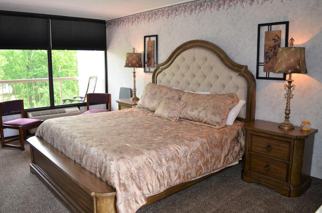 King Room River View