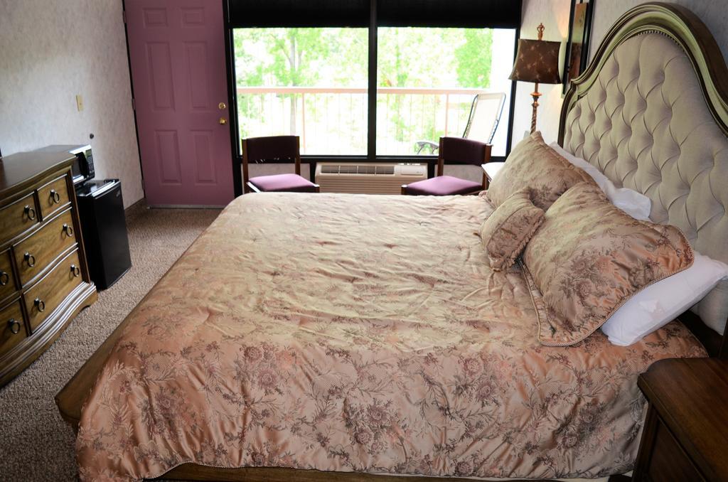 King Room River View