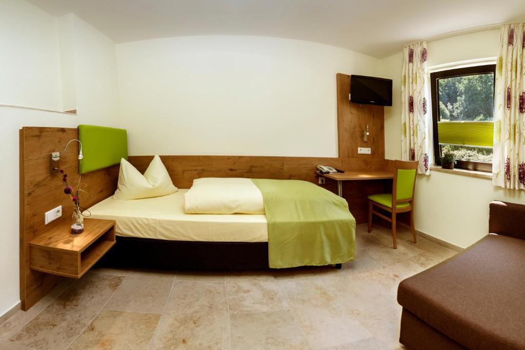 Comfort Single Room,43832476:JPEG