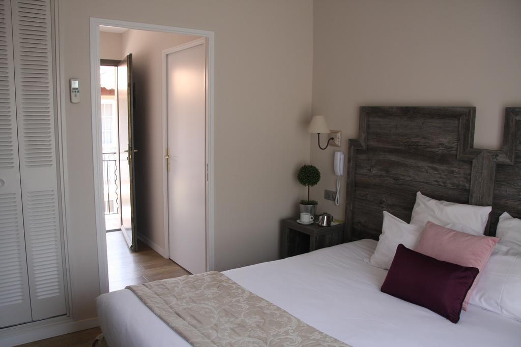 Superior Double Room,1215124024:JPEG