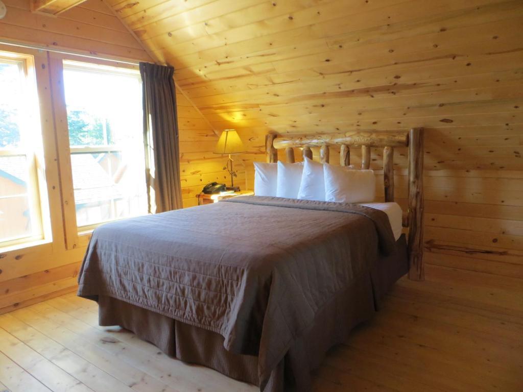 Two-Bedroom Chalet,1600569379:JPEG