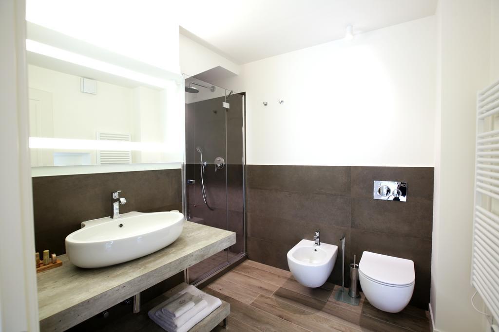 Deluxe Apartment,439778400:JPEG