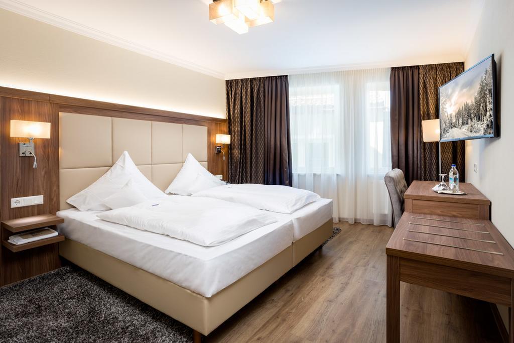 Deluxe Room,439874472:JPEG