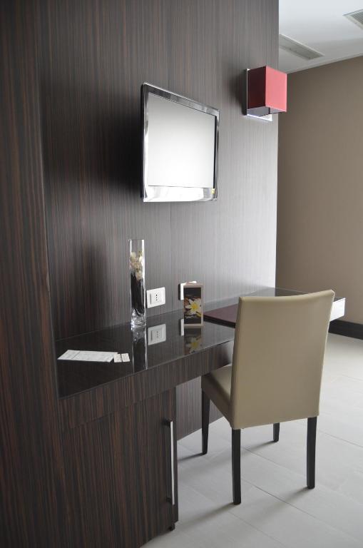 Suite Spa Access,376862935:JPEG