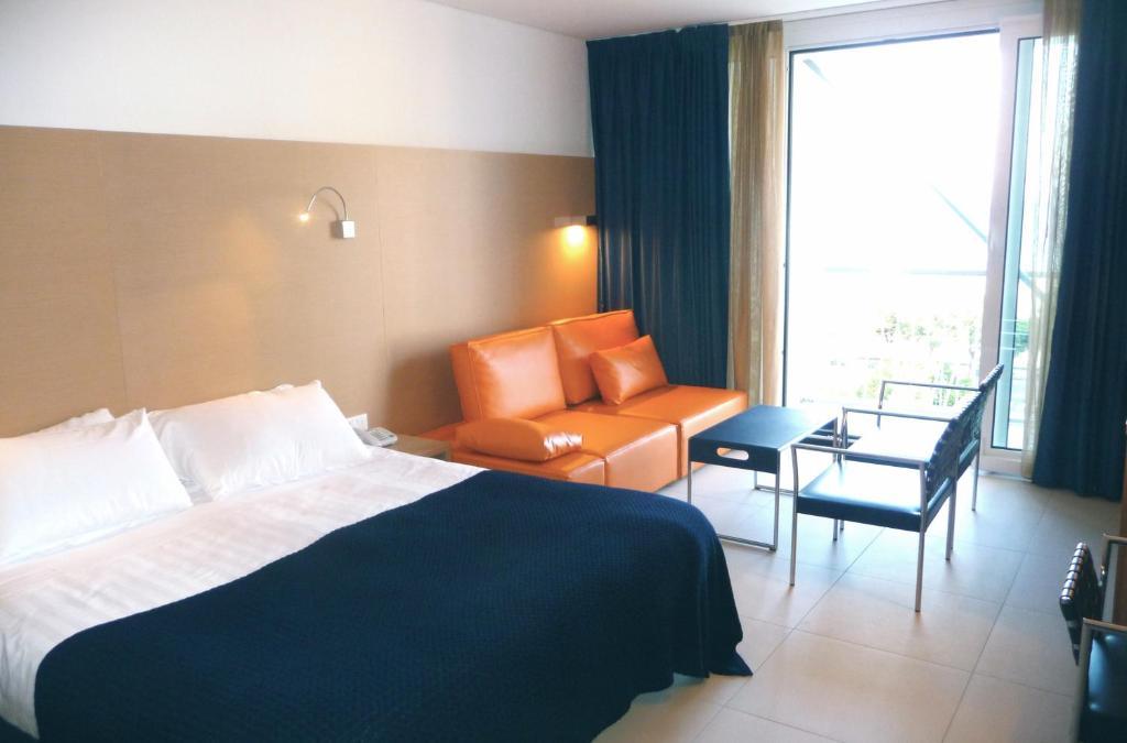 Junior Suite Sea View Beach Access