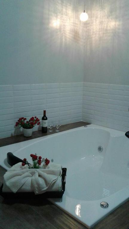 Deluxe Suite Spa Bath