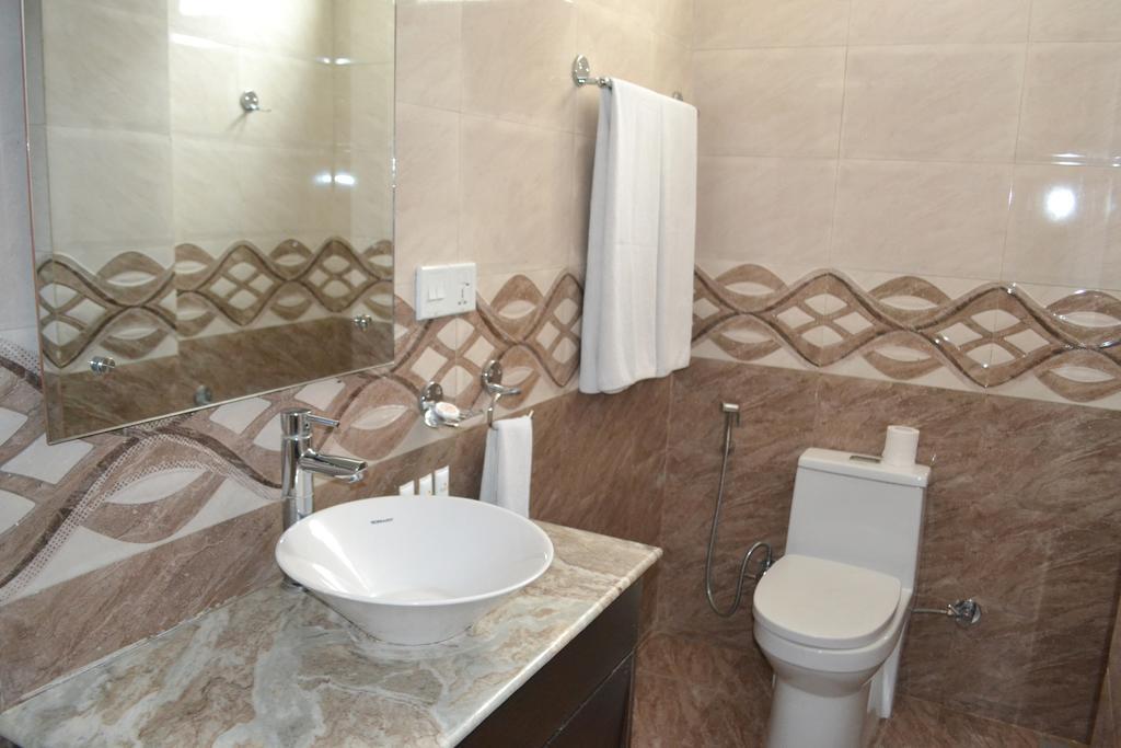Deluxe Double or Twin Room,443305107:JPEG