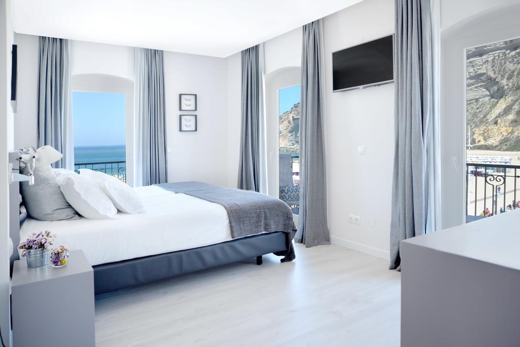 Double Room with Frontal Sea View,444779859:JPEG