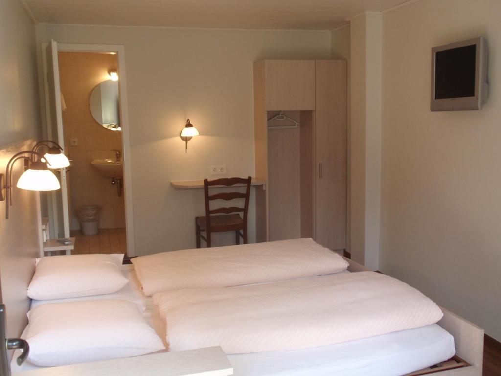 Double Room,998692062:JPEG