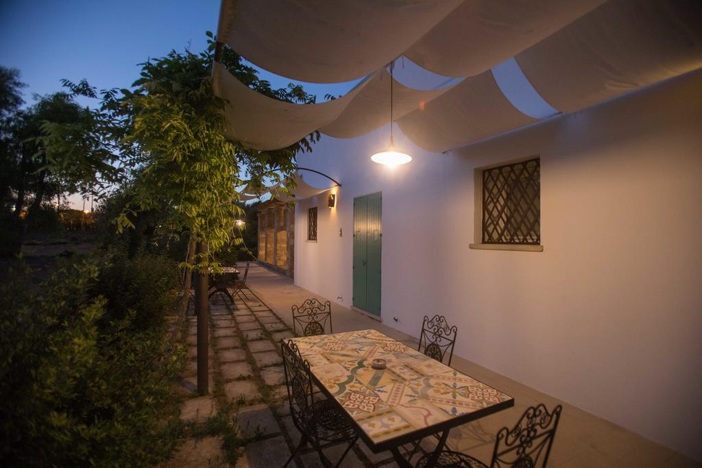One-Bedroom Apartment Terrace,1692015846:JPEG
