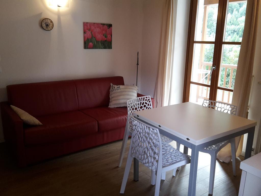 One-Bedroom Apartment,446704203:JPEG