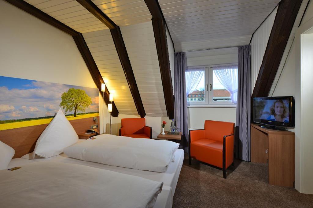 Standard Double Room,153480784:JPEG